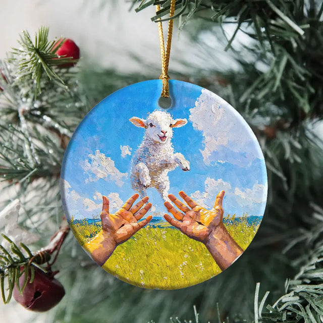 A Lamb Jumps Into Jesus’ Arms Ornament Circle / 1-pack