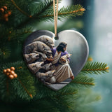 Faith-based ornament showing Christ defending the lamb—symbol of God’s unfailing love and mercy. Heart / 1-pack