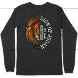 Lion of judah Revelation 5:5 Long Sleeve Shirt Dark Grey Heather / S